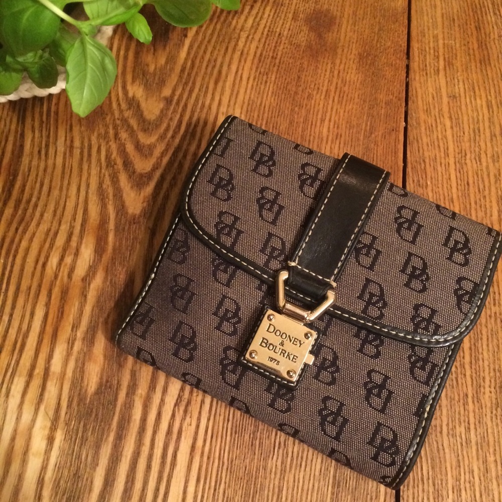 Dooney & Bourke Wallet
